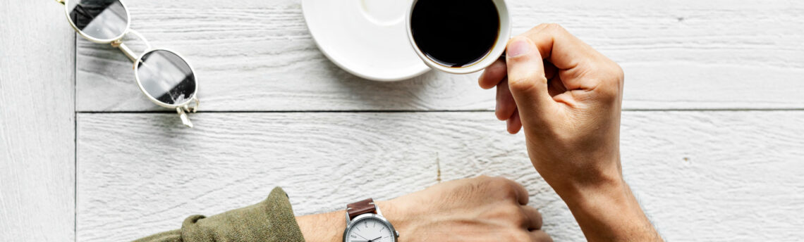 La pausa caffè durante il lavoro o durante lo studio? Fa bene dicono i ricercatori