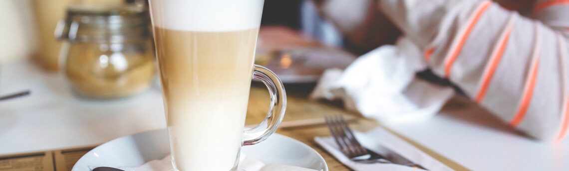 Come preparare un latte macchiato perfetto anche a casa